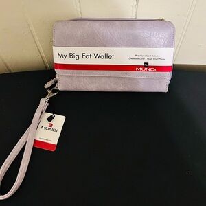 New With Tags Mundi Lavender My Big Fat Wallet -RFID Blocking -Holds Phone